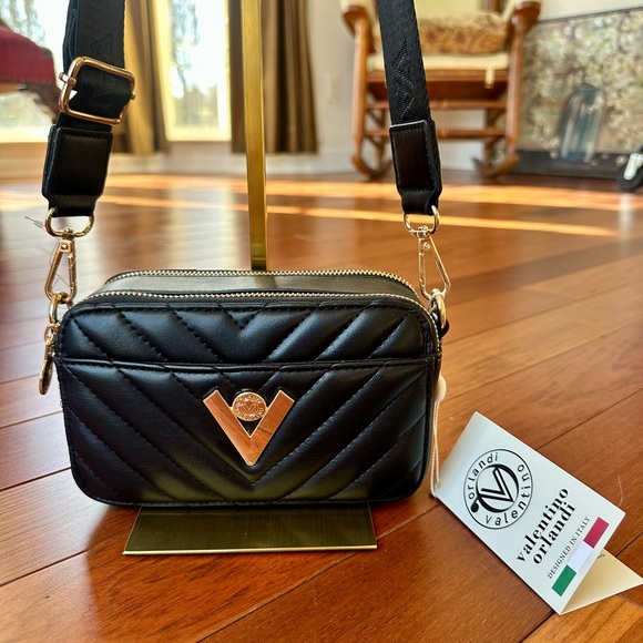 ❤️🔥LOW START❤️🔥Valentino Orlandi Leather Crossbody Bag with Guitar Strap NWT - Picture 2 of 11